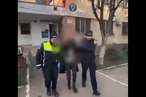 Zimnicea / Tânăr reţinut pentru distrugere, ameninţare şi lovire