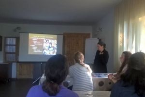 ,,Școala Familiei’’ a prezentat la Biserica ,,Sfinţii Trei Ierarhi’’ din Cugir modulul ,,Modele identitare’’