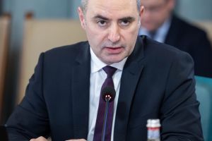 Ministerul Finanţelor: Noi măsuri fiscale pentru sprijinirea mediului de afaceri şi pentru eficientizarea administrării veniturilor bugetare