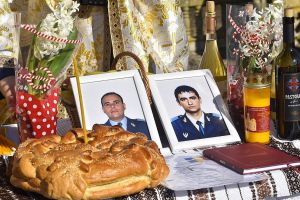 Bacău: Militarii Bazei 95 Aeriană au comemorat victimele accidentului aviatic din 7 martie 2013