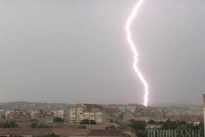 Meteorologii anunţă cod galben de furtună în Bihor