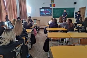 Acţiuni pentru siguranţa elevilor, în mai multe şcoli mureşene