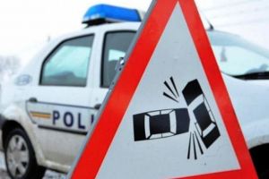Accident la Scoarţa, provocat de un şofer în vârstă de 81 de ani
