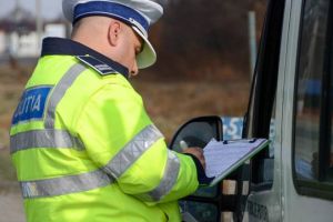 Șoferii care nu îşi plătesc amenzile pot rămâne fără permis
