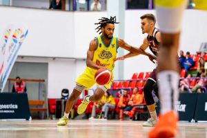 CSU bate la Steaua: sibienii rămân în cursa pentru play-off