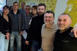 AUR îşi întăreşte organizaţia în Vâlcea: deputatul Antonio Popescu anunţă noi direcţii politice. Nicolae Mîndrescu transmite mesaj puternic de susţinere a vâlcenilor!