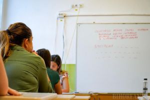 Ministerul Educaţiei vrea deblocarea examenului de titularizare şi a angajărilor din universităţi