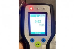 Șofer ametit de alcool, depistat in trafic pe strada Libertatii din Tulcea. Ce alcoolemie avea barbatul