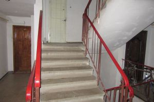 Apartament din municipiul Botoşani scos la vânzare în contul datoriilor către furnizorii de utilităţi