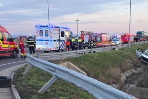 Incendiu la o hală de depozit din judeţul Satu Mare!