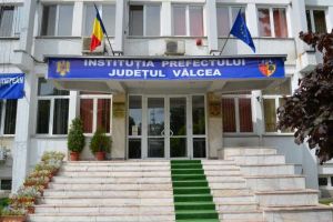Reorganizare la Prefectura Vâlcea: schema de personal redusă la 35 de posturi