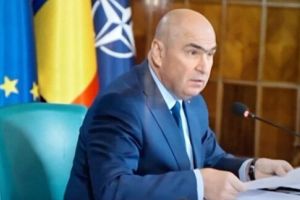 Bugetul pe 2026, în lucru sau în aer? Bolojan este acuzat că n-ar vrea să includă mărirea salariului minim!