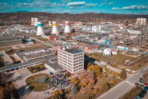 Chimcomplex, industrie strategică pentru România: apel pentru sprijinul statului şi protejarea miilor de locuri de muncă