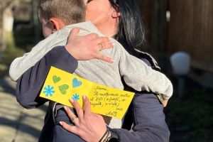 Lupta unei poliţiste din Botoşani pentru viitorul copiilor ei. Aris şi Ilinca au nevoie de ajutor