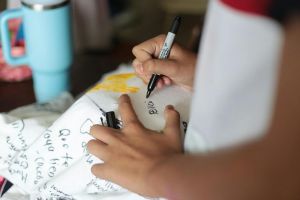 Tricouri personalizate ca instrument de marketing – cum să le foloseşti eficient