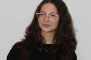 Eleva din Botoşani care s-a calificat la etapa naţională a Concursului Naţional de Chimie „Lazăr Edeleanu”. „Privesc înainte cu emoţie şi determinare”