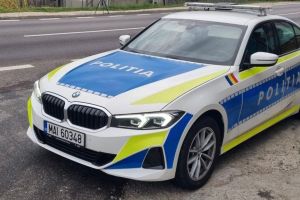 Bucureştean prins beat la volan pe Valea Oltului: poliţia i-a luat permisul / foto