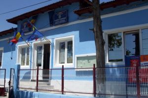 Cumparari directe Constanta: Firma din satul Valeni, contract de 179.000 lei de la Primaria Dobromir pentru lucrari de acces (DOCUMENTE)