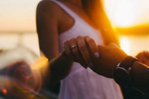 Horoscop 10 martie. Romantismul pluteşte în aer pentru o zodie