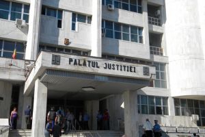 Condamnat pentru că a condus drogat la volan