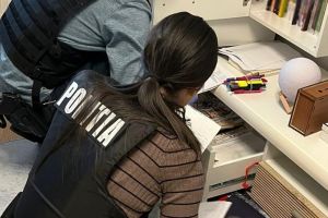 Percheziţii în Vâlcea într-un dosar de fraudă cu bani pentru şomaj. Prejudiciu estimat la 1,6 milioane lei