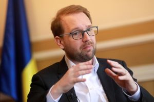 Dominic Fritz acuză PSD şi AUR că luptă cot la cot împotriva românilor!