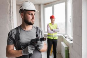 Piaţa construcţiilor din judeţul Bacău în 2025: mai puţine autorizaţii şi locuinţe autorizate, dar creşte numărul celor finalizate