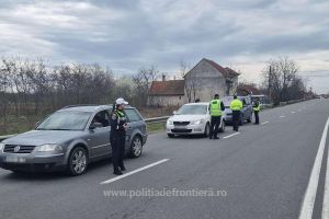 Doi sătmăreni opriţi pe şoselele din judeţ au dat de probleme. S-au întâlnit cu poliţiştii şi s-au ales cu dosare penale