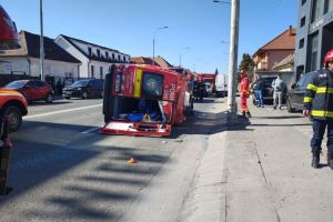 Accidentul cu ambulanţa răsturnată la Sibiu: SMURD-ul avea semnalele acustice şi luminoase pornite