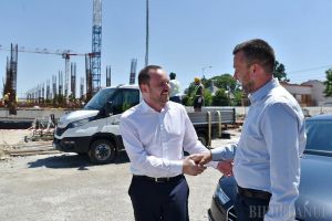 Viitorul spital de Infecţioase din Oradea primeşte finanţare europeană prin Programul Sănătate. Ministrul Rogobete: „Comisia Europeană a aprobat transferul fondurilor” (VIDEO)
