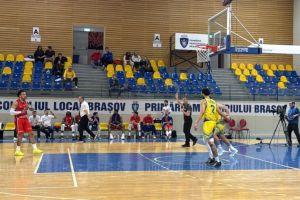 Baschet. Corona Braşov, eşec la 3 puncte după o evoluţie bună contra vicecampioanei CSM Oradea