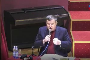 Primarul Mircia Gutău continuă consultările cu asociaţiile de proprietari. Cartierul Nord, în prim-plan în această săptămână