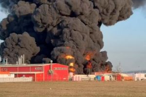 VIDEO. Incendiu uriaş în vestul României! A fost emis un mesaj RO-Alert