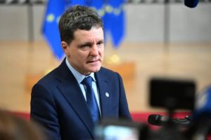Nicuşor Dan: UE are nevoie urgentă de măsuri pentru scăderea preţului energiei şi relansarea competitivităţii economice