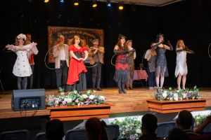 Spectacolul „La trei ochi sub plapumă”, în premieră, la Casa de Cultură „Doamna Chiajna