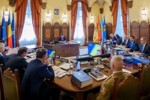 Creşterea preţului petrolului, pe masa CSAT: Guvernul pregăteşte luarea ce măsuri