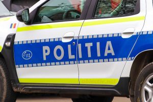 Bărbuleşti: Trei tineri, cu vârste cuprinse între 14 şi 19 ani, depistaţi conducând fără permis