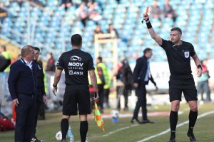 Supendare drastică la FC Hermannstadt după meciul de la Galaţi: 3 etape stă ”pe tuşă”