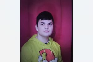 Alerta in Bucuresti: Adolescent de 17 ani din Sectorul 4, dat in urmarire nationala dupa ce a disparut de acasa