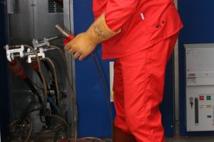 Întreruperi de curent, astăzi, pe mai multe străzi din municipiul Botoşani. Sute de case rămân fără curent