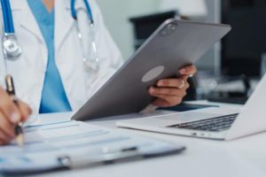 Alexandru Rogobete: Pacientul îşi va putea vedea, după 36 de ani, dosarul medical electronic