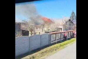 Incendiu la o locuinţă din Scrioaştea / Focul a pornit de la un aparat de gătit lăsat în funcţiune nesupravegheat