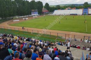 Meci frumos făcut de Chindia pe Eugen Popescu. Soare puternic la început, aspect de furtună pe final!