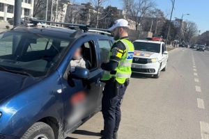 Acţiune „Blitz” desfăşurată de poliţişti în municipiul Slobozia. Acţiuni pentru reducerea riscului rutier