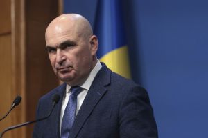 Cum se duc banii de la stat pentru angajarea persoanelor din categorii vulnerabile? Bolojan a descoperit o schemă prin care aceeaşi persoană e subvenţionată de mai multe ori