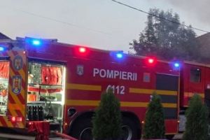 Incendiu la o casă din Sângeorgiu de Mureş