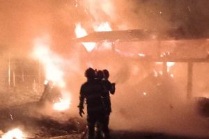 Incendiu la o gospodărie din Salva. A foat afectată şi casa învecinată