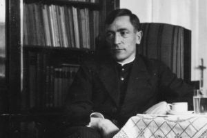 Anul Episcopului Márton Áron. Statul roman onoreaza simbolul rezistentei in fata totalitarismului