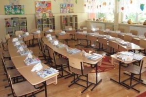 2155 copii aşteptaţi în clasa pregătitoare în anul şcolar 2026-2027, în judeţ