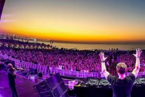 Festivalului NEVERSEA 2018 ARE IMN. De Manuel Riva şi Alexandra Stan 